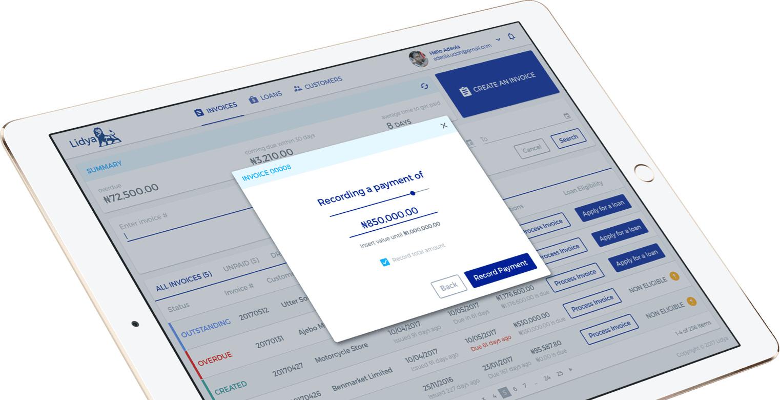 Recording a payment on lidya invoicing system on tablet